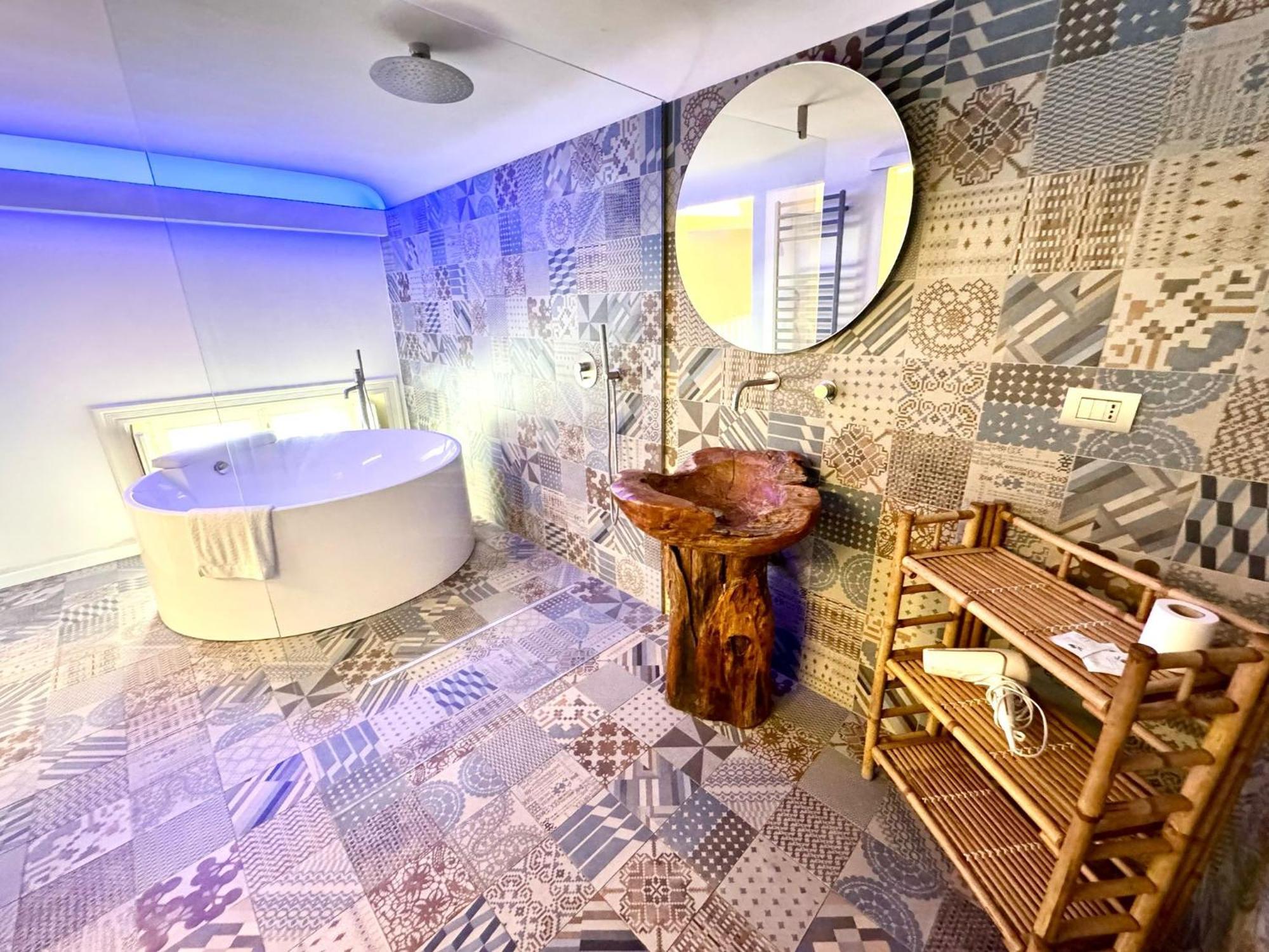 Cortile Nobile Luxury Suites CTA Exterior photo