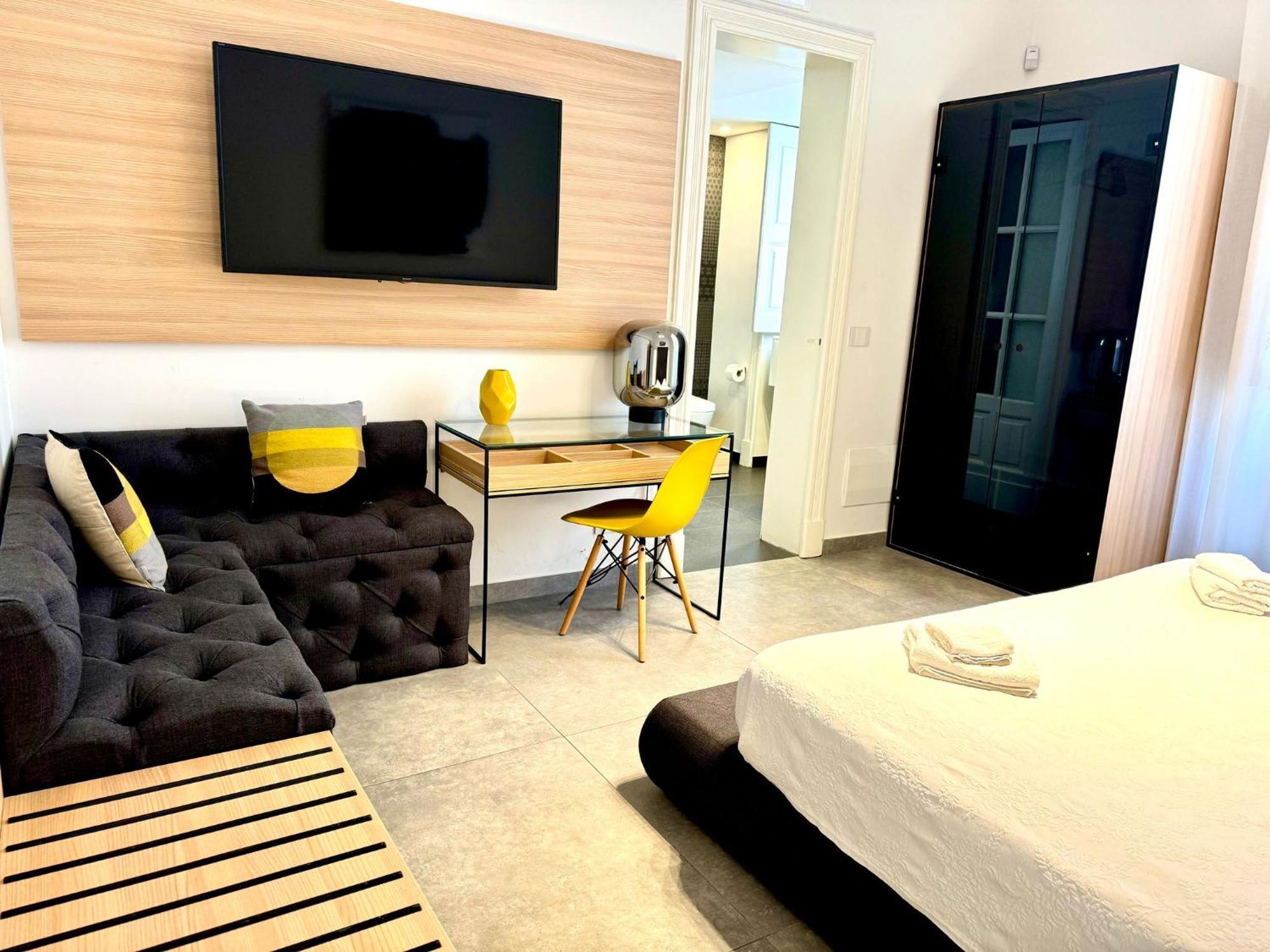 Cortile Nobile Luxury Suites CTA Exterior photo