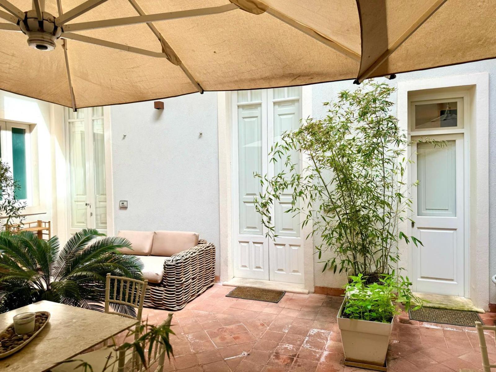 Cortile Nobile Luxury Suites CTA Exterior photo
