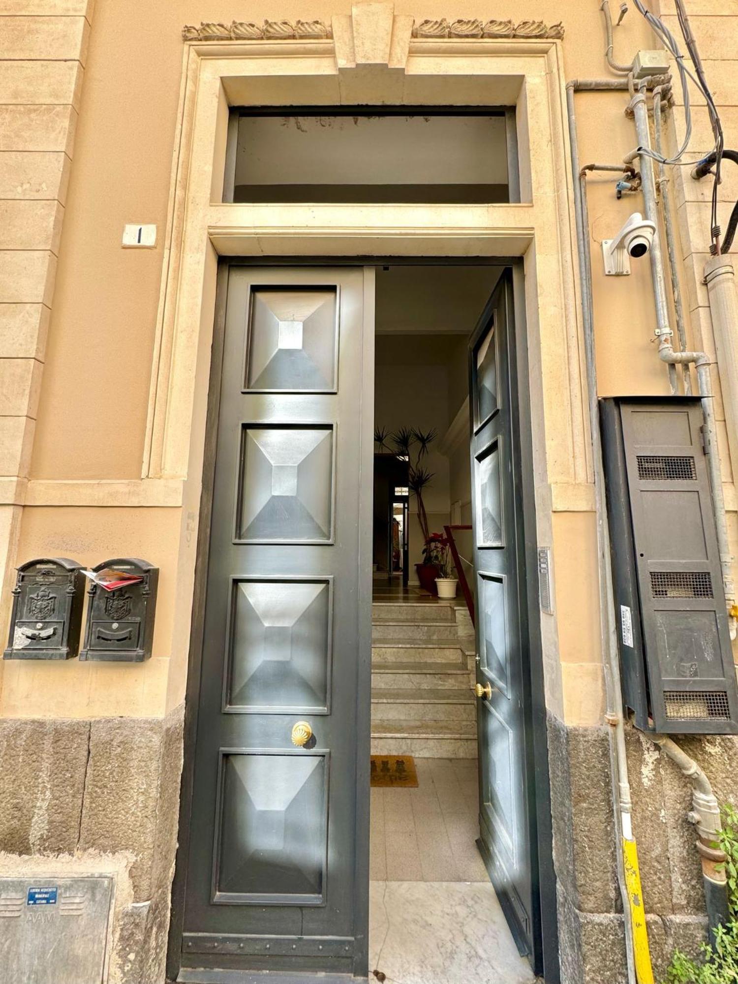 Cortile Nobile Luxury Suites CTA Exterior photo